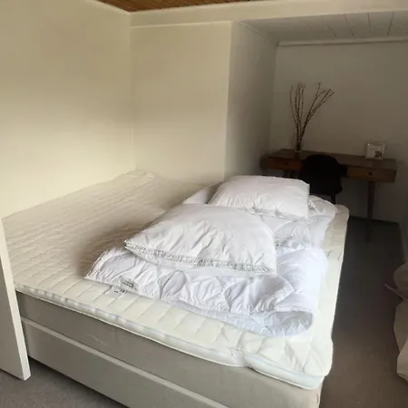 Holiday home Charmerende I Fredelige Omgivelser *
