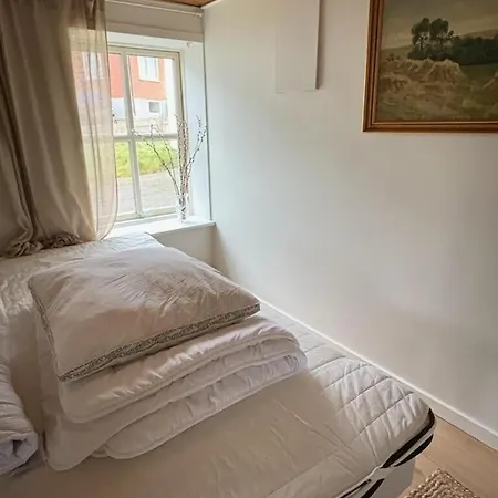 Charmerende I Fredelige Omgivelser Holiday home *