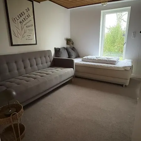 Holiday home Charmerende I Fredelige Omgivelser