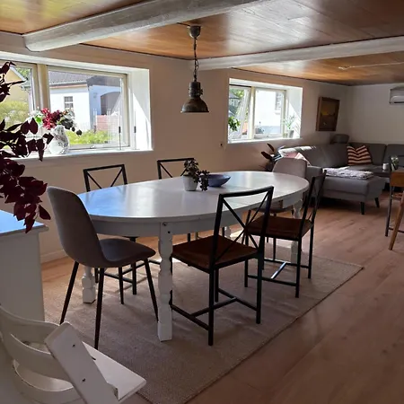 Holiday home Charmerende I Fredelige Omgivelser *
